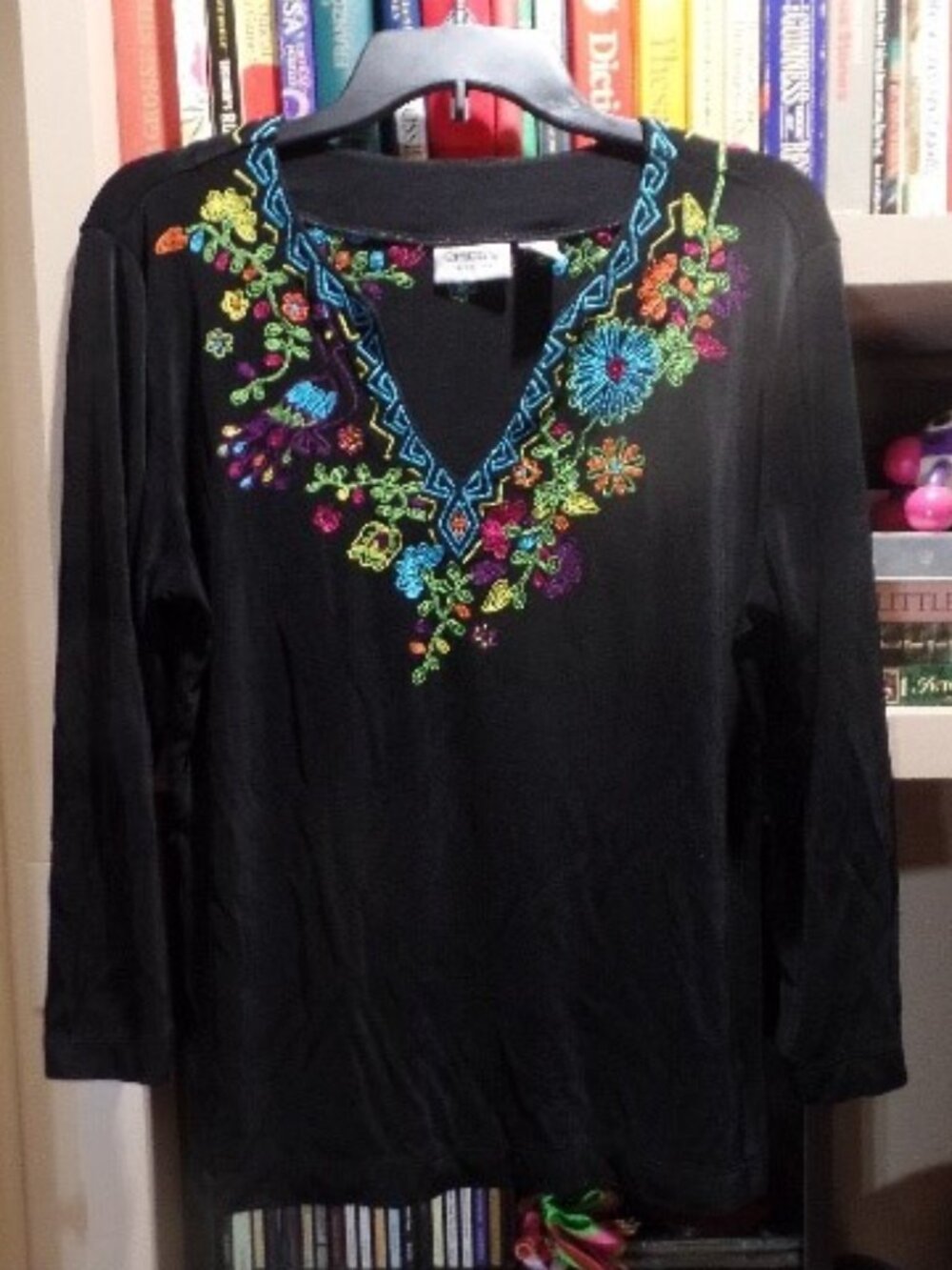 Chico's Travelers black V-neck embroidered long-sleeved top